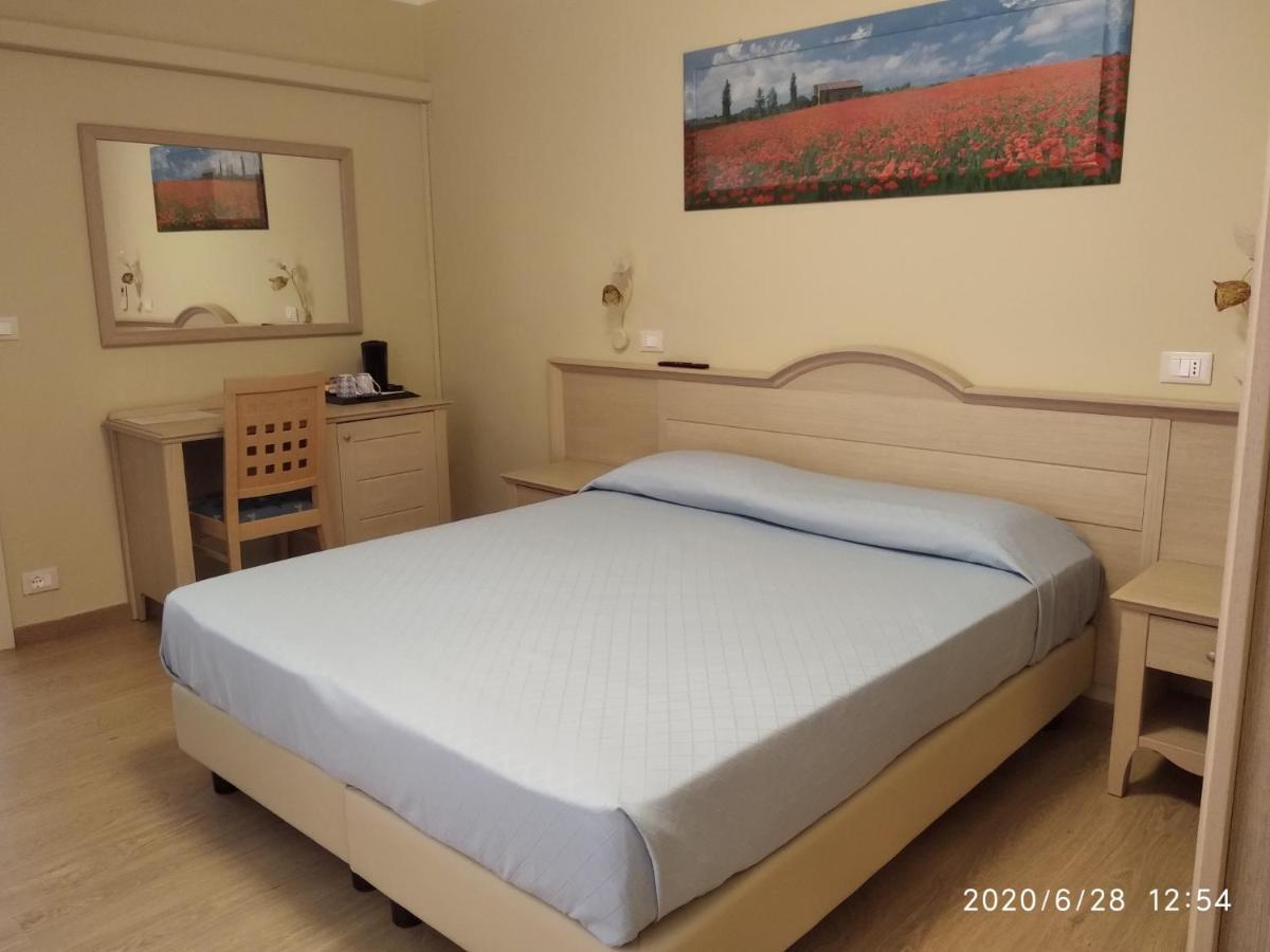 B&B Da Pio Pietrasanta Esterno foto