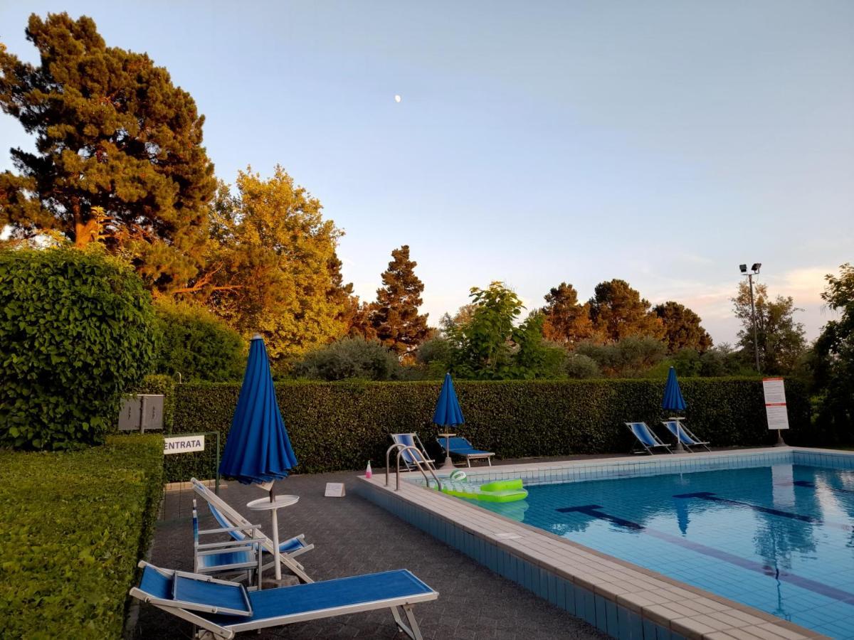 B&B Da Pio Pietrasanta Esterno foto