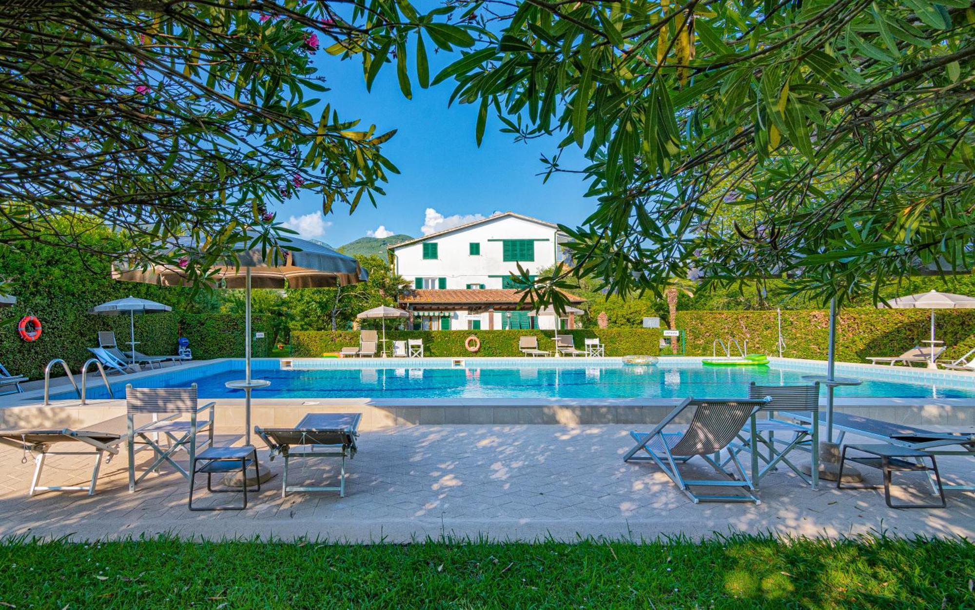 B&B Da Pio Pietrasanta Esterno foto