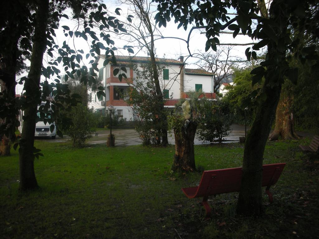 B&B Da Pio Pietrasanta Esterno foto